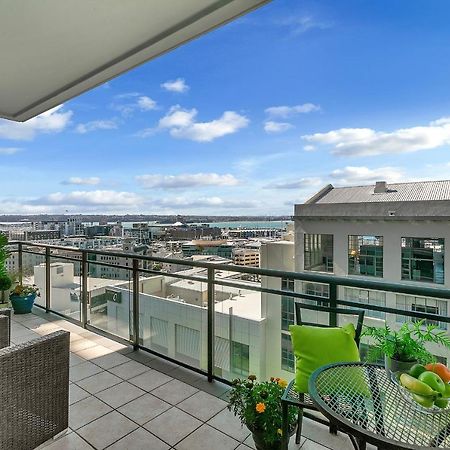 Corporate Gem + Rooftop Pool & Spa Окленд Екстер'єр фото